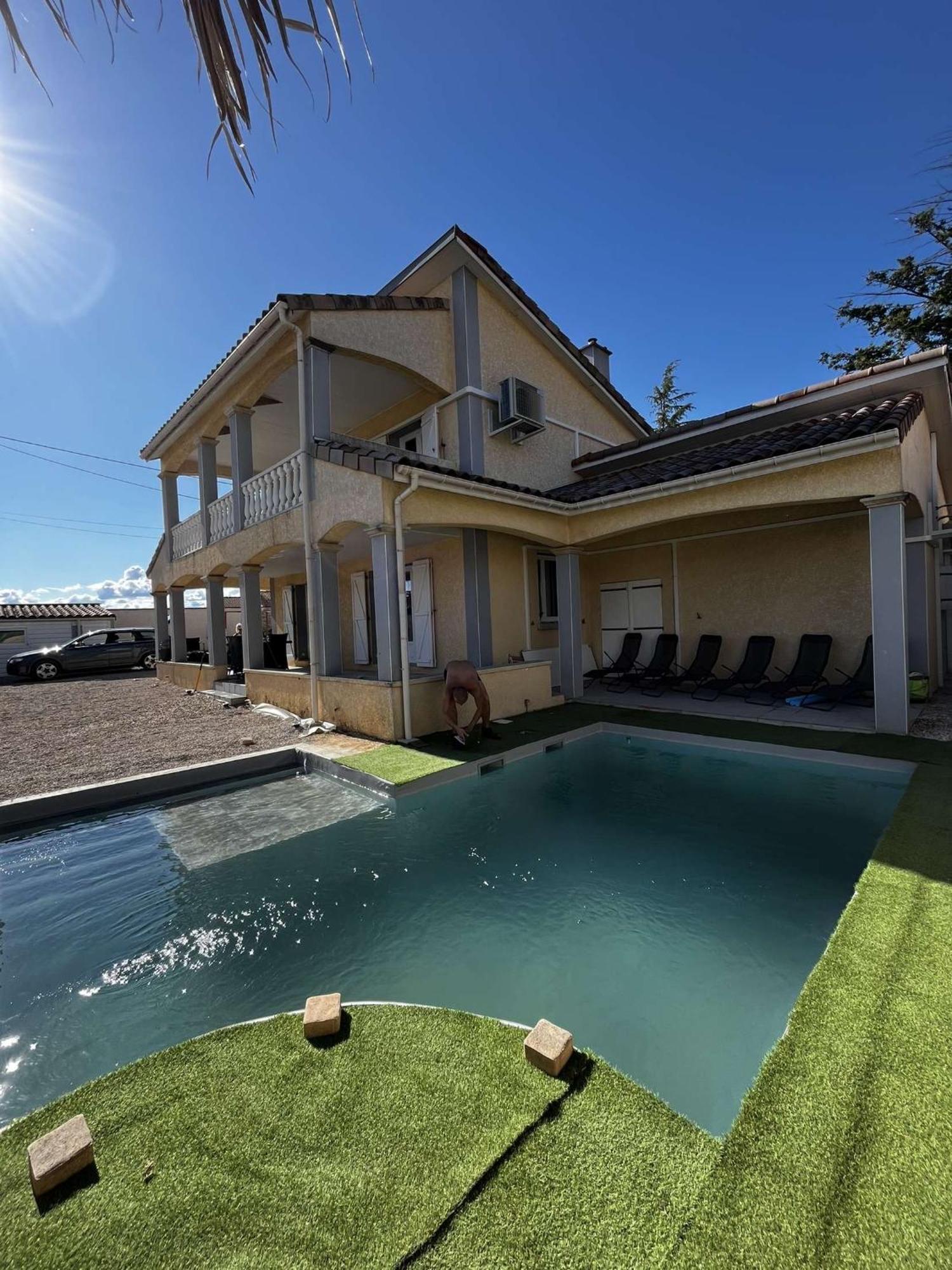 Villa Contemporaine Avec Piscine 伊泽尔河畔的罗曼 外观 照片
